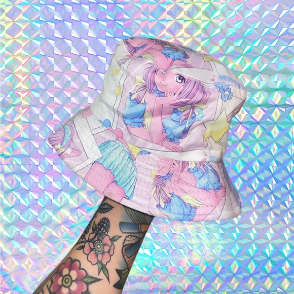 Anime Girl Bucket Hat - Picture 1 of 3